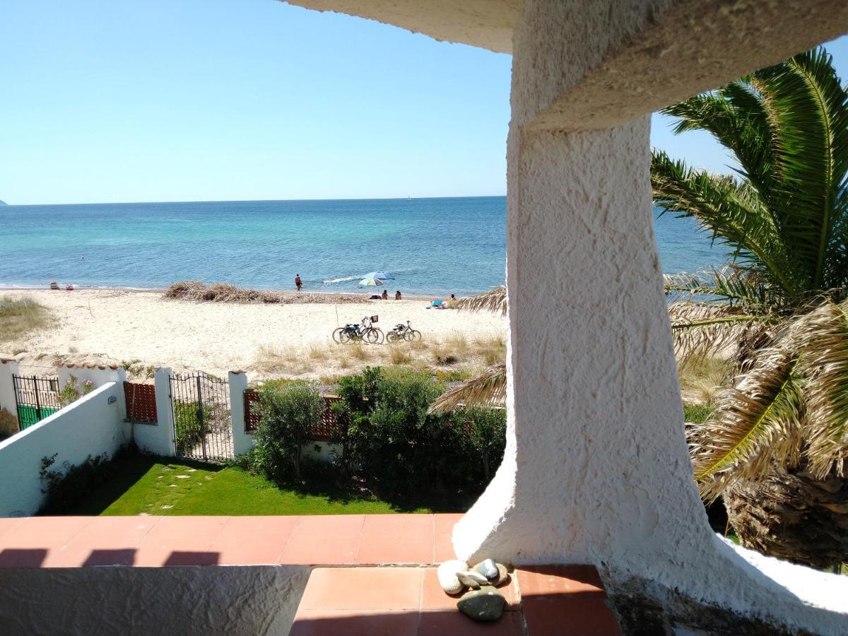 In Front Of The Beach - La Terrazza Sul Mare Flumini di Quartu Buitenkant foto