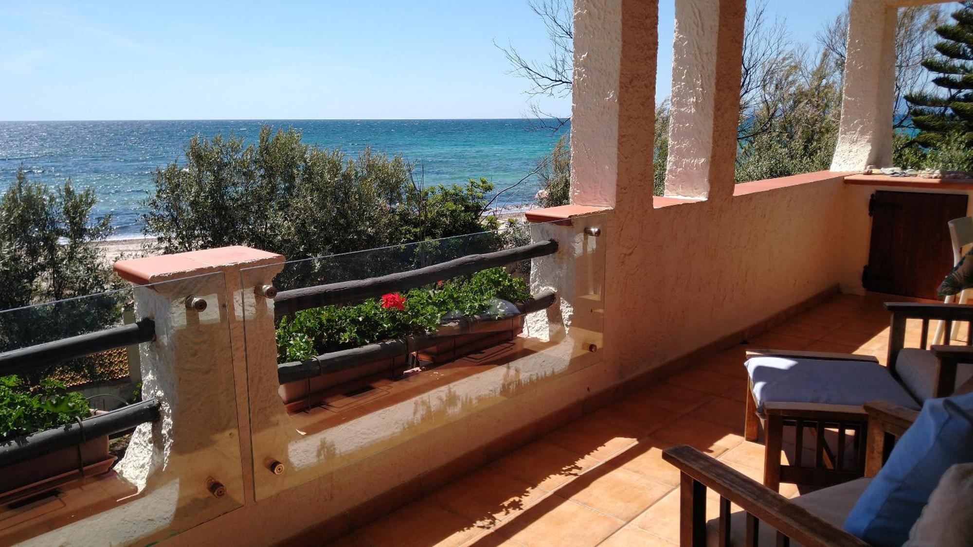 In Front Of The Beach - La Terrazza Sul Mare Flumini di Quartu Buitenkant foto